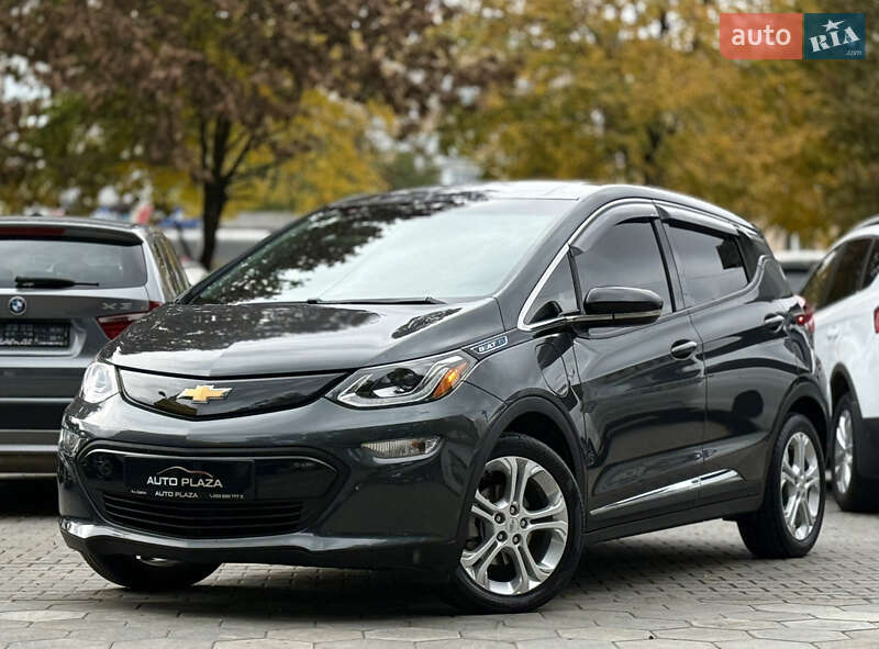 Хэтчбек Chevrolet Bolt EV 2017 в 