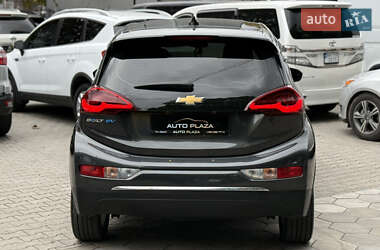 Хэтчбек Chevrolet Bolt EV 2017 в 