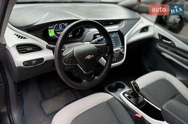 Хэтчбек Chevrolet Bolt EV 2017 в 