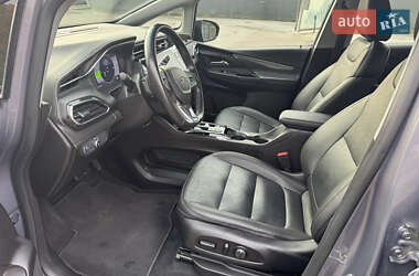 Хэтчбек Chevrolet Bolt EV 2022 в 