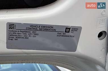 Хэтчбек Chevrolet Bolt EV 2017 в 