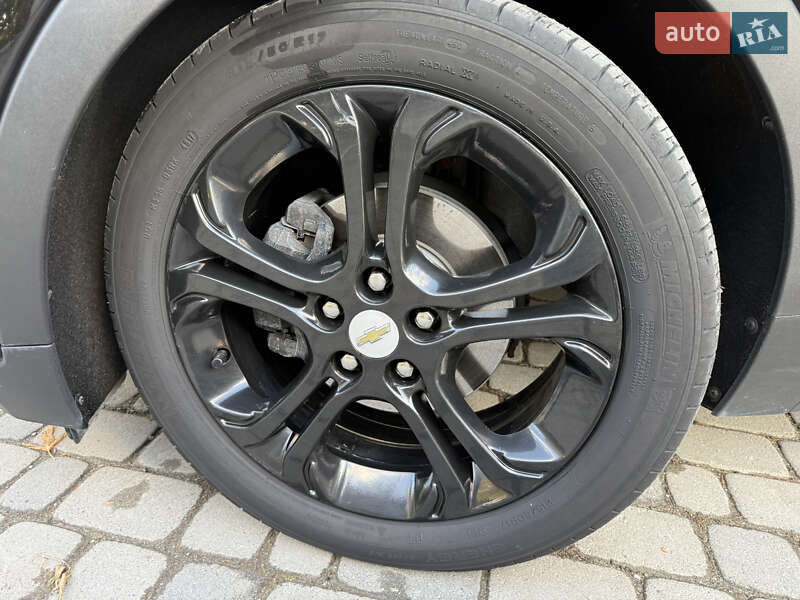 Хэтчбек Chevrolet Bolt EV 2018 в Тернополе