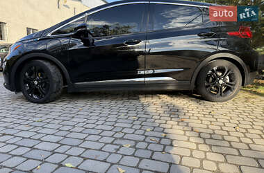 Хетчбек Chevrolet Bolt EV 2018 в 