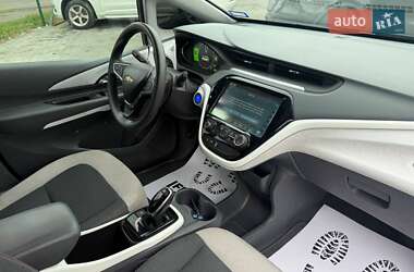 Хетчбек Chevrolet Bolt EV 2020 в 