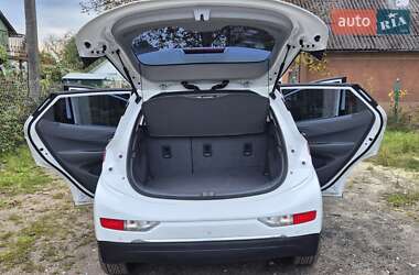 Хетчбек Chevrolet Bolt EV 2020 в 