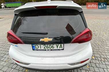 Хэтчбек Chevrolet Bolt EV 2020 в 
