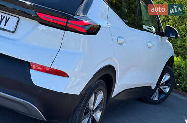 Хэтчбек Chevrolet Bolt EV 2022 в 