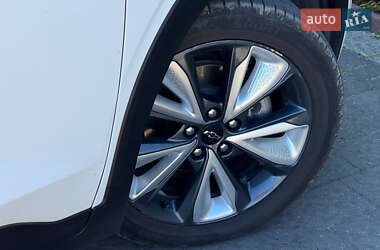 Хэтчбек Chevrolet Bolt EV 2022 в 