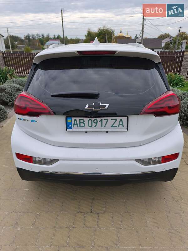 Хетчбек Chevrolet Bolt EV 2017 в Новояворівську