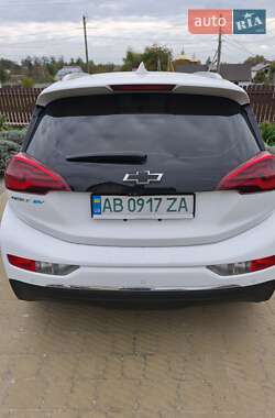 Хэтчбек Chevrolet Bolt EV 2017 в 