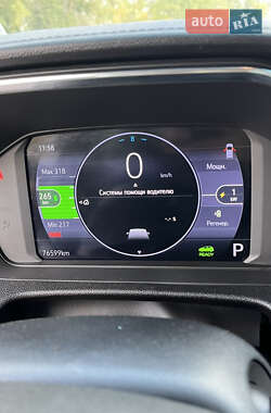 Хетчбек Chevrolet Bolt EV 2023 в  фото 24 Хетчбек Chevrolet Bolt EV 2023 в