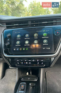 Хетчбек Chevrolet Bolt EV 2023 в  фото 25 Хетчбек Chevrolet Bolt EV 2023 в