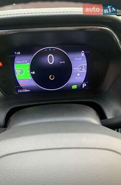 Хэтчбек Chevrolet Bolt EV 2023 в 