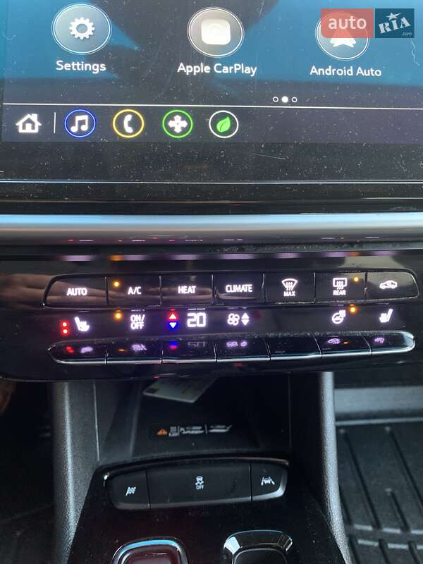 Хэтчбек Chevrolet Bolt EV 2023 в Золочеве фото 22 Хэтчбек Chevrolet Bolt EV 2023 в Золочеве