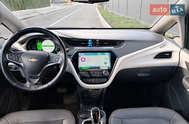 Хетчбек Chevrolet Bolt EV 2017 в 