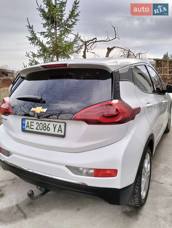 Хэтчбек Chevrolet Bolt EV 2018 в Днепре фото 4 Хэтчбек Chevrolet Bolt EV 2018 в Днепре