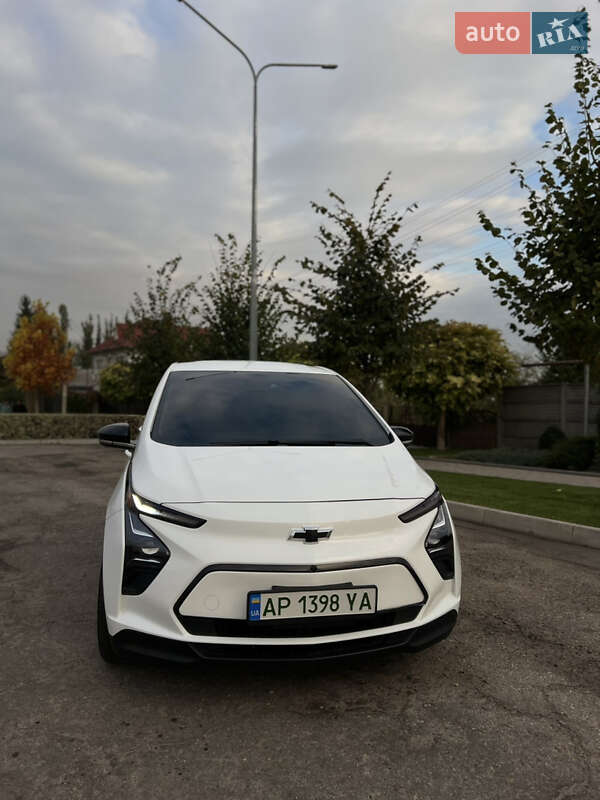 Хэтчбек Chevrolet Bolt EV 2023 в Запорожье фото 2 Хэтчбек Chevrolet Bolt EV 2023 в Запорожье