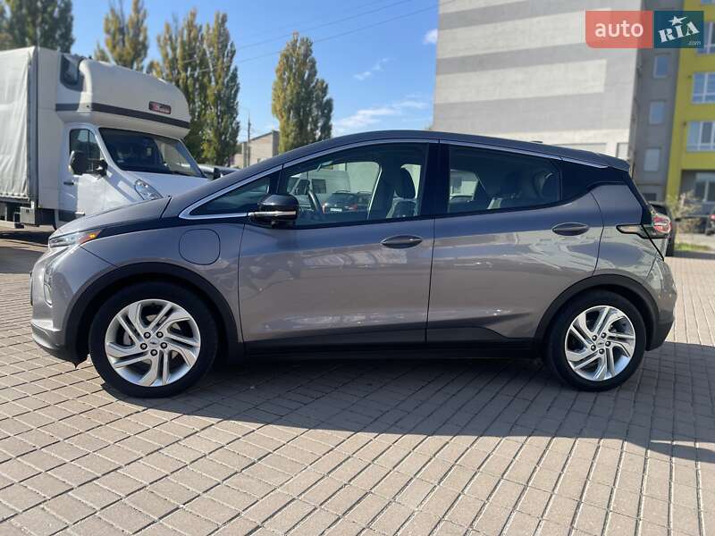 Хэтчбек Chevrolet Bolt EV 2022 в Виннице фото 7 Хэтчбек Chevrolet Bolt EV 2022 в Виннице