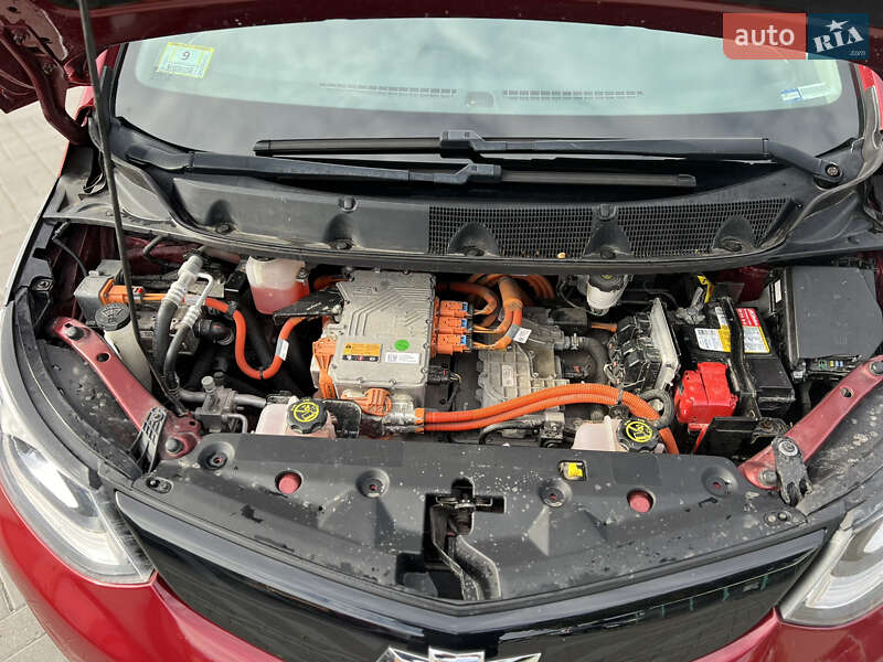 Хэтчбек Chevrolet Bolt EV 2017 в Запорожье фото 12 Хэтчбек Chevrolet Bolt EV 2017 в Запорожье