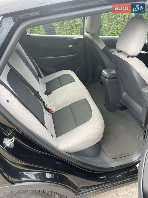 Хэтчбек Chevrolet Bolt EV 2018 в Броварах фото 2 Хэтчбек Chevrolet Bolt EV 2018 в Броварах