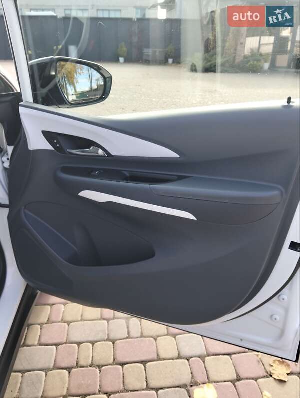 Хетчбек Chevrolet Bolt EV 2016 в Костопілі