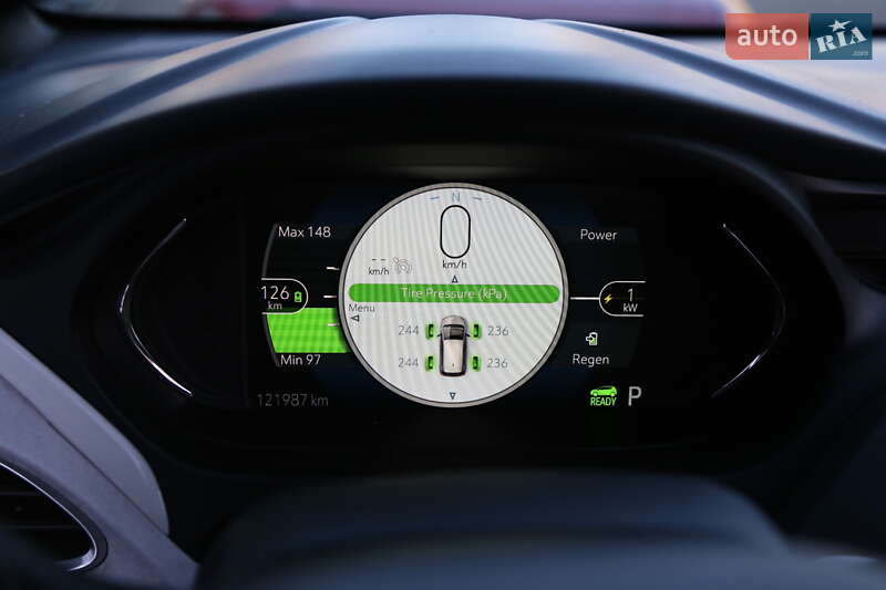 Хэтчбек Chevrolet Bolt EV 2018 в Киеве