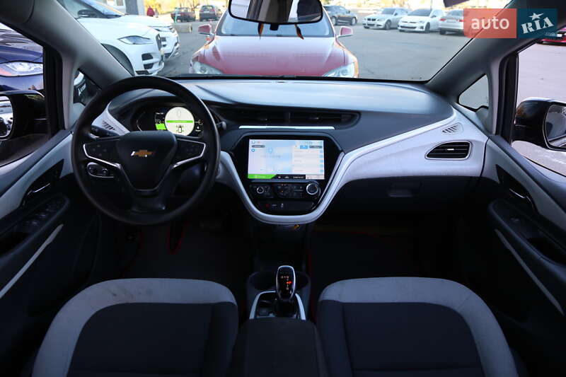 Хэтчбек Chevrolet Bolt EV 2018 в Киеве