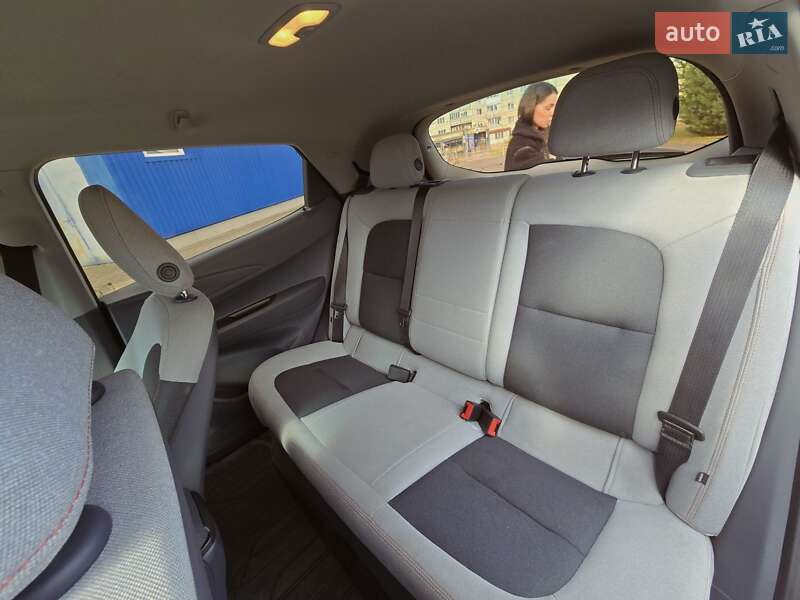 Хетчбек Chevrolet Bolt EV 2019 в Ковелі