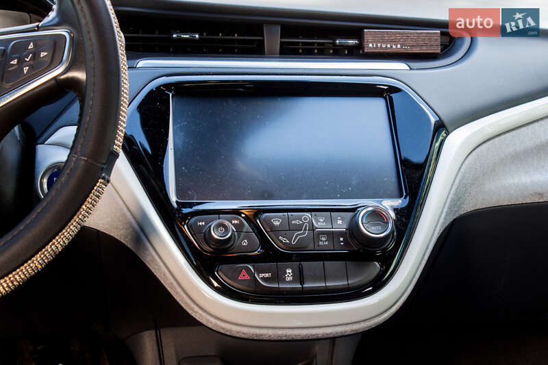 Хэтчбек Chevrolet Bolt EV 2020 в Львове