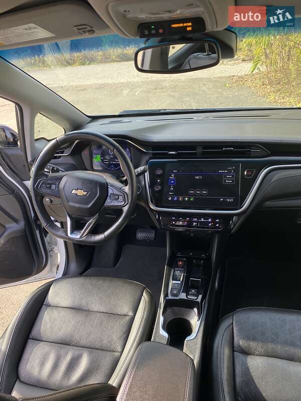 Хэтчбек Chevrolet Bolt EV 2023 в Житомире