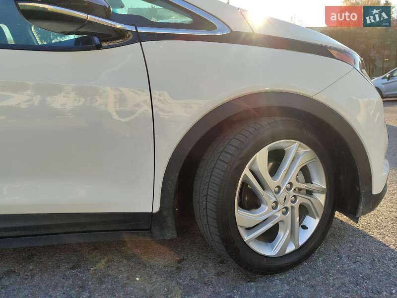Хэтчбек Chevrolet Bolt EV 2023 в Ровно фото 5 Хэтчбек Chevrolet Bolt EV 2023 в Ровно