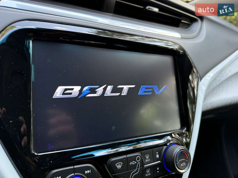 Хэтчбек Chevrolet Bolt EV 2021 в Черкассах фото 15 Хэтчбек Chevrolet Bolt EV 2021 в Черкассах