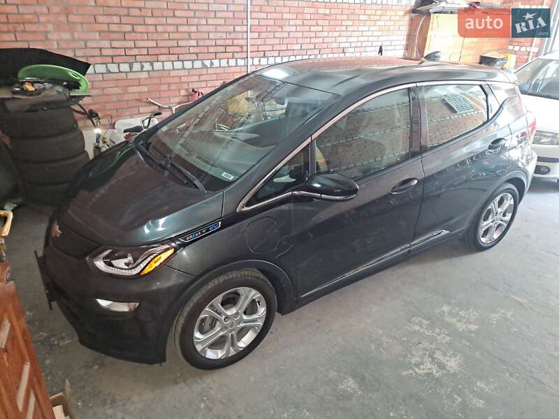 Хэтчбек Chevrolet Bolt EV 2020 в Решетиловке фото Хэтчбек Chevrolet Bolt EV 2020 в Решетиловке