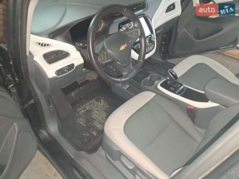 Хэтчбек Chevrolet Bolt EV 2020 в Решетиловке фото 6 Хэтчбек Chevrolet Bolt EV 2020 в Решетиловке