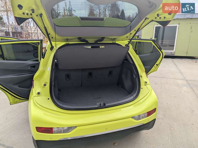 Хетчбек Chevrolet Bolt EV 2019 в Рівному
