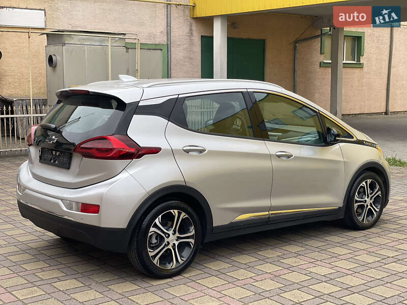 Хетчбек Chevrolet Bolt EV 2020 в Стрию