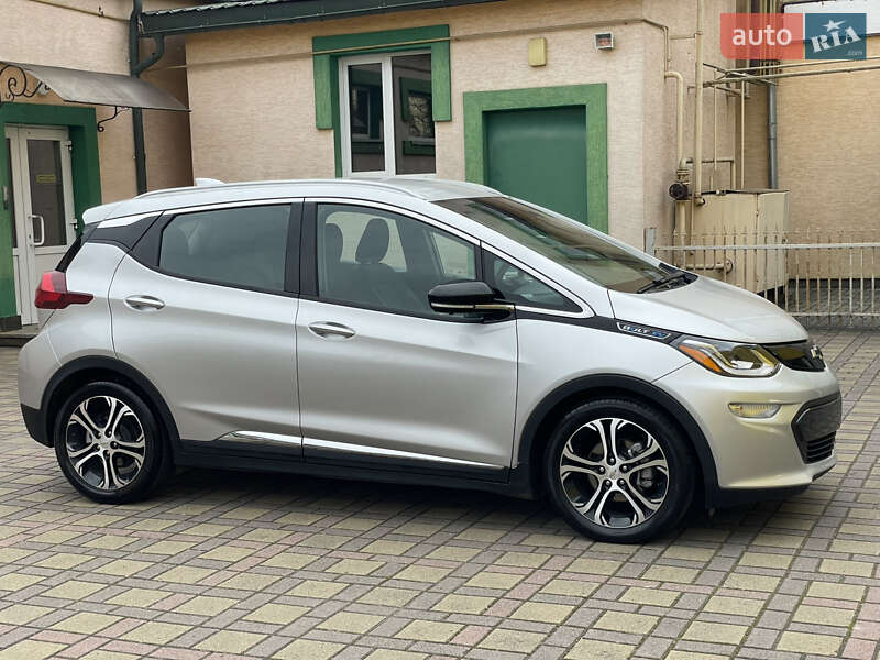 Хетчбек Chevrolet Bolt EV 2020 в Стрию