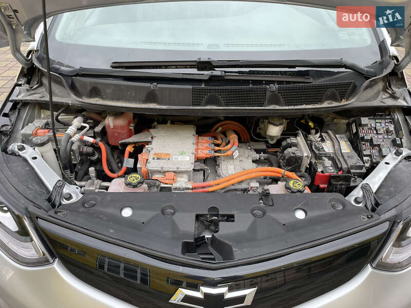 Хетчбек Chevrolet Bolt EV 2020 в Стрию