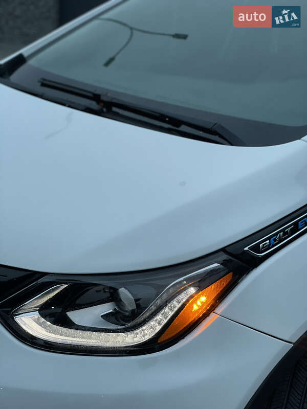Хэтчбек Chevrolet Bolt EV 2021 в Львове фото 17 Хэтчбек Chevrolet Bolt EV 2021 в Львове