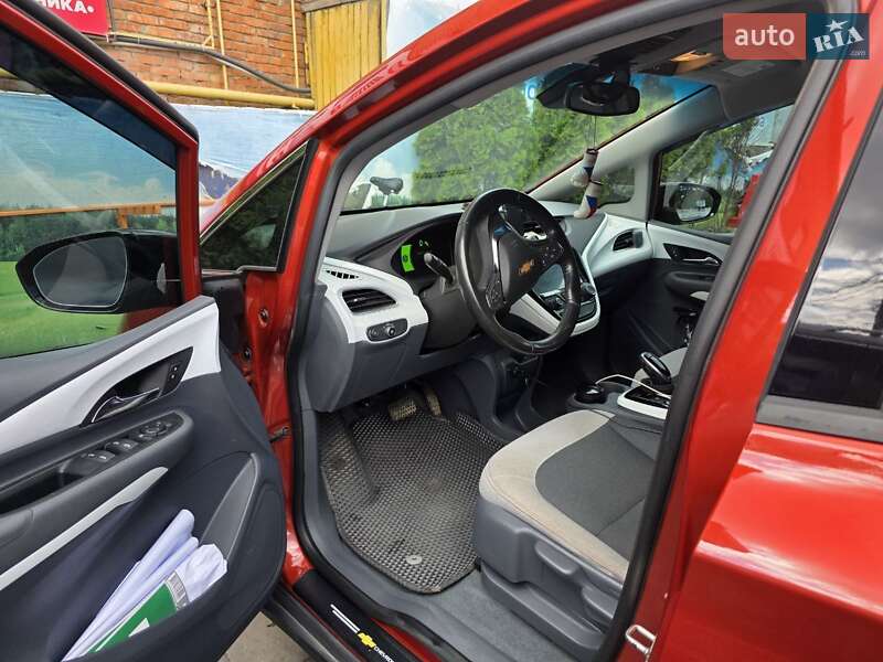Хэтчбек Chevrolet Bolt EV 2021 в Виннице
