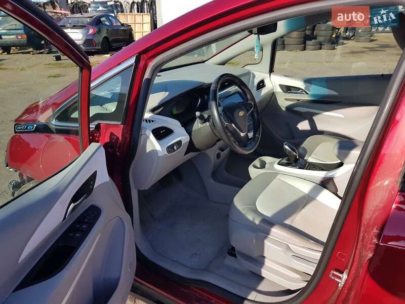 Хэтчбек Chevrolet Bolt EV 2018 в Виннице