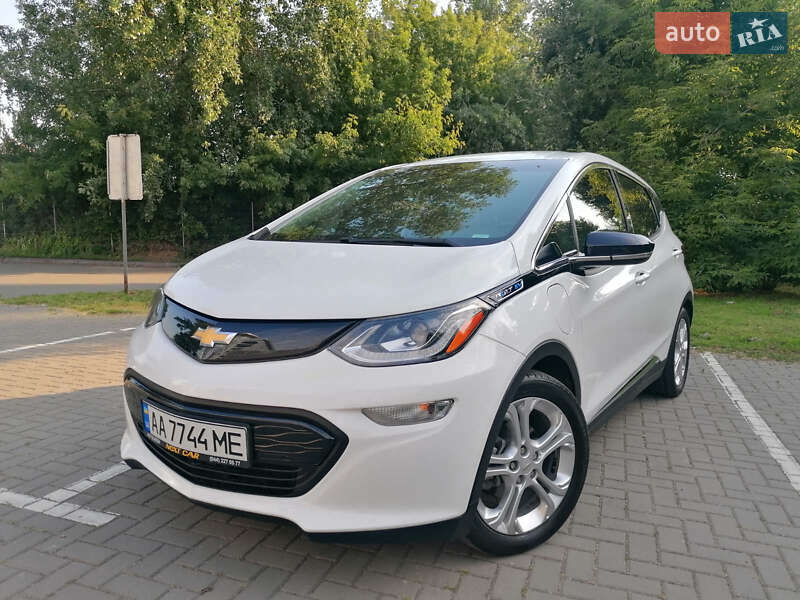 Хетчбек Chevrolet Bolt EV 2020 в Києві