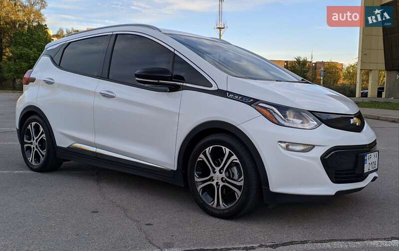 Хэтчбек Chevrolet Bolt EV 2017 в Запорожье