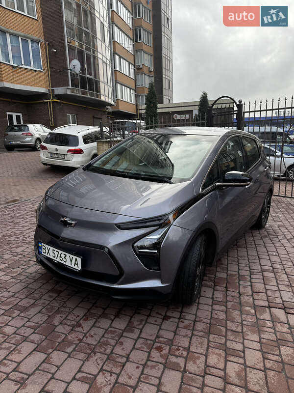Хетчбек Chevrolet Bolt EV 2023 в Хмельницькому фото Хетчбек Chevrolet Bolt EV 2023 в Хмельницькому