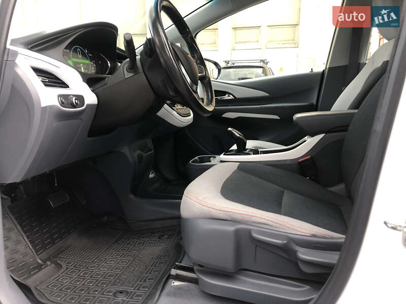 Хетчбек Chevrolet Bolt EV 2017 в Харкові