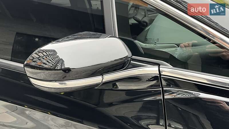 Хетчбек Chevrolet Bolt EV 2018 в Вишневому