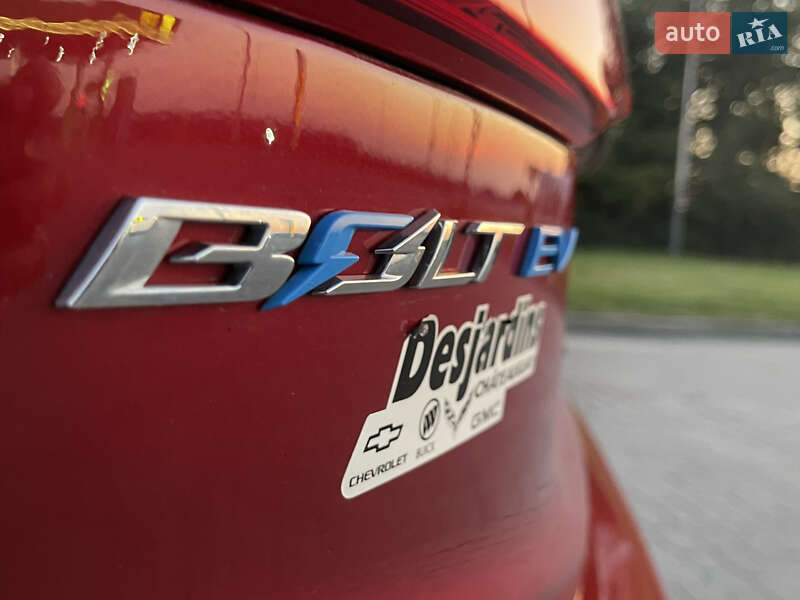 Хетчбек Chevrolet Bolt EV 2020 в Радивиліві