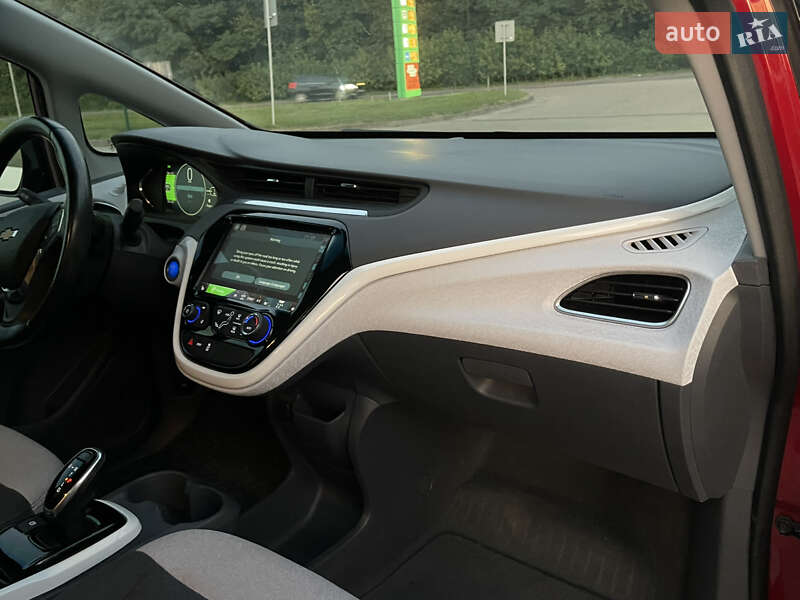 Хетчбек Chevrolet Bolt EV 2020 в Радивиліві