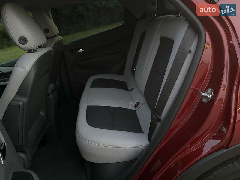 Хетчбек Chevrolet Bolt EV 2020 в Радивиліві