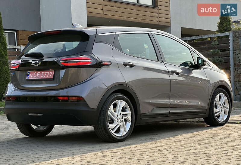 Хэтчбек Chevrolet Bolt EV 2023 в Стрые